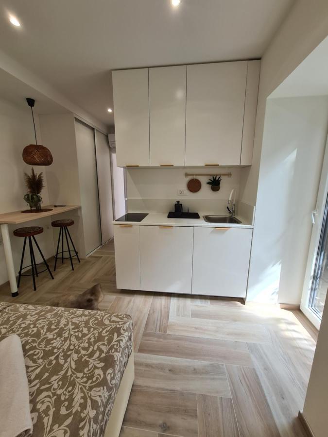 Balance Apartments Capodistria Esterno foto